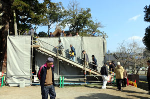 玉若酢命神社茅葺き屋根の葺き替え